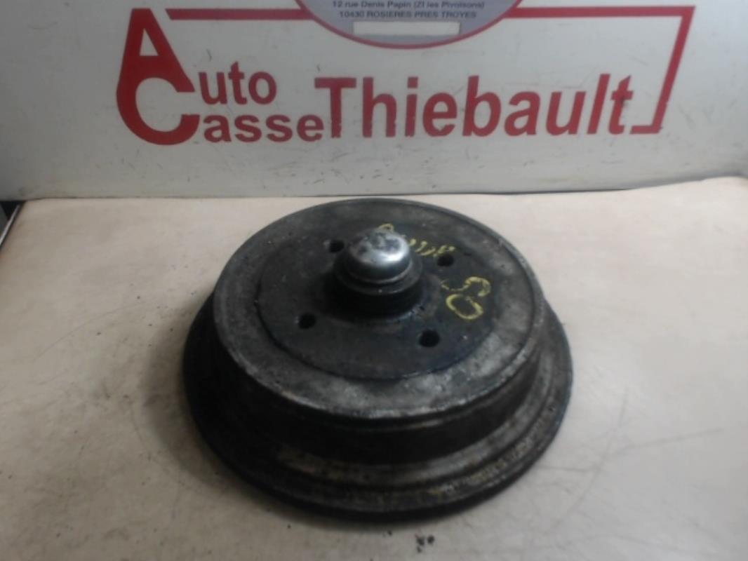 Tambour arriere gauche AUDI 80 1  - 1