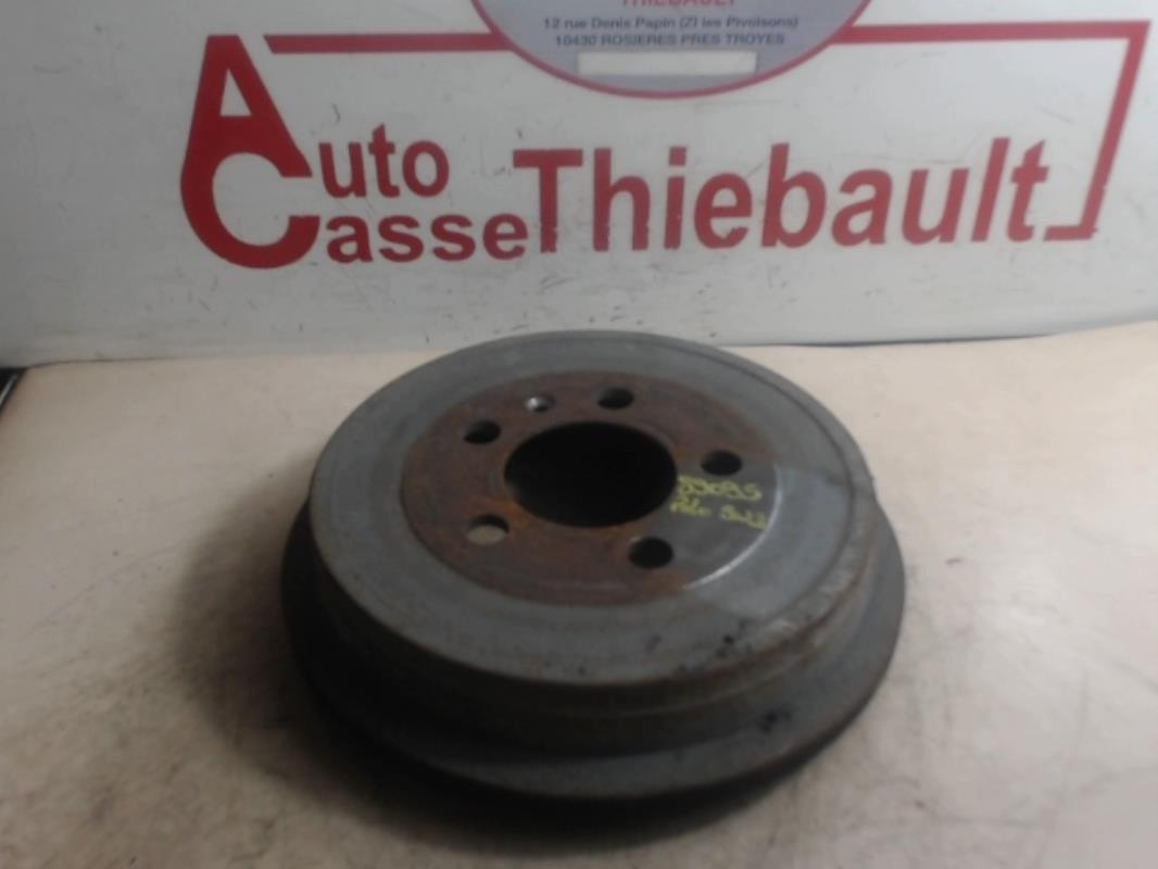 Tamburo posteriore sinistro VOLKSWAGEN POLO 4 PHASE 2 Diésel - 1