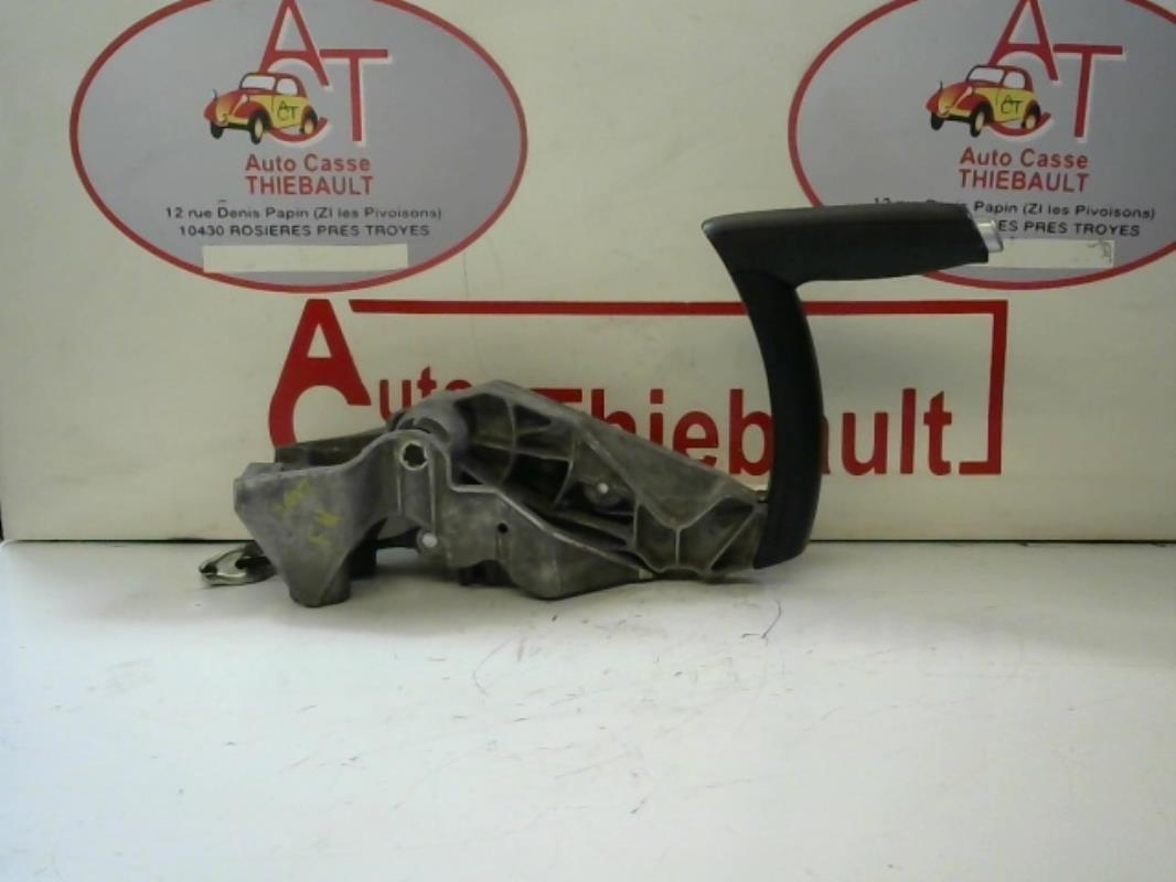 Levier frein à main AUDI A3 2  - 1