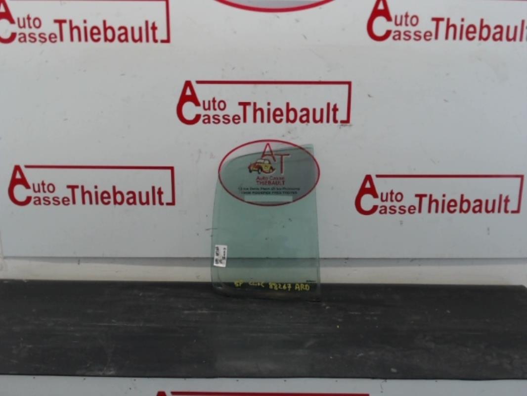 Custode arriere droit RENAULT CLIO 2 PHASE 1  - 1