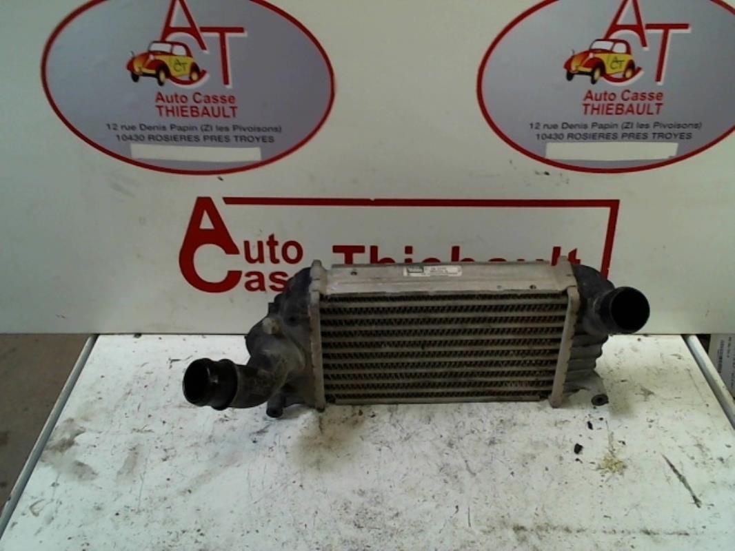 Scambiatore aria (Intercooler) VOLKSWAGEN POLO 3  - 1