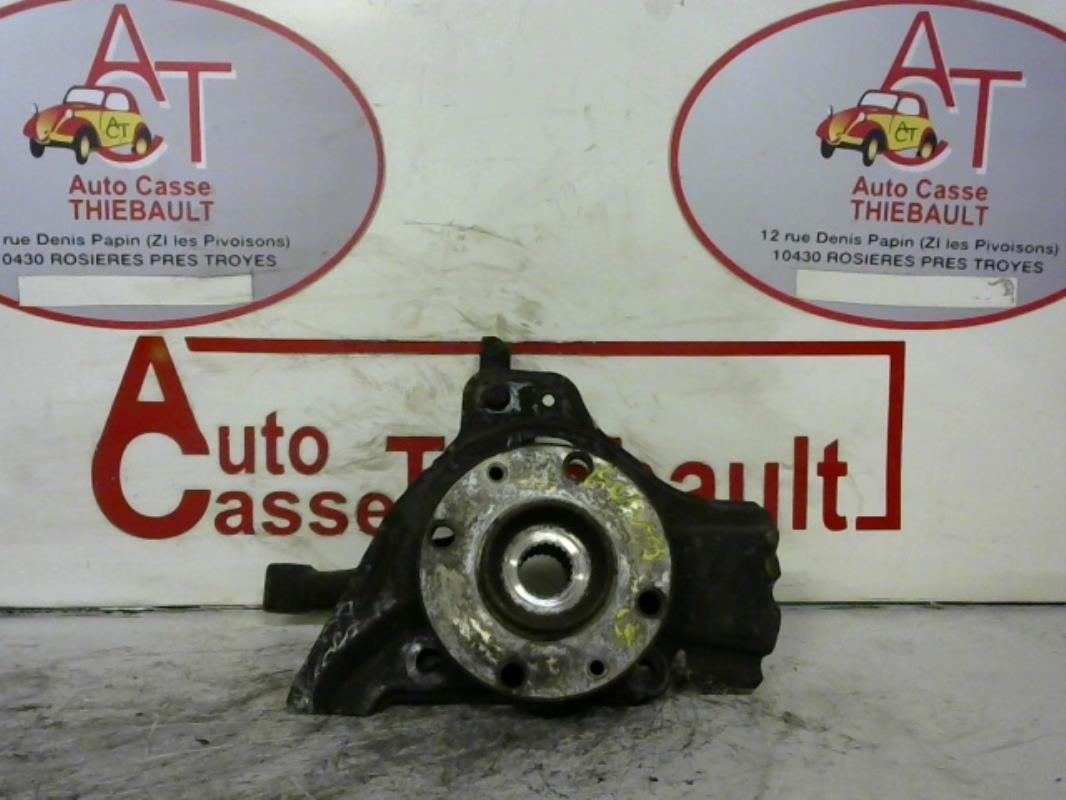 Fusee avant gauche FIAT PUNTO 1 PHASE 1  - 1