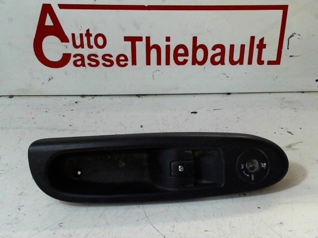Interruttore lavacristalli anteriore destro RENAULT CLIO 2 PHASE 2 Gasolina - 1