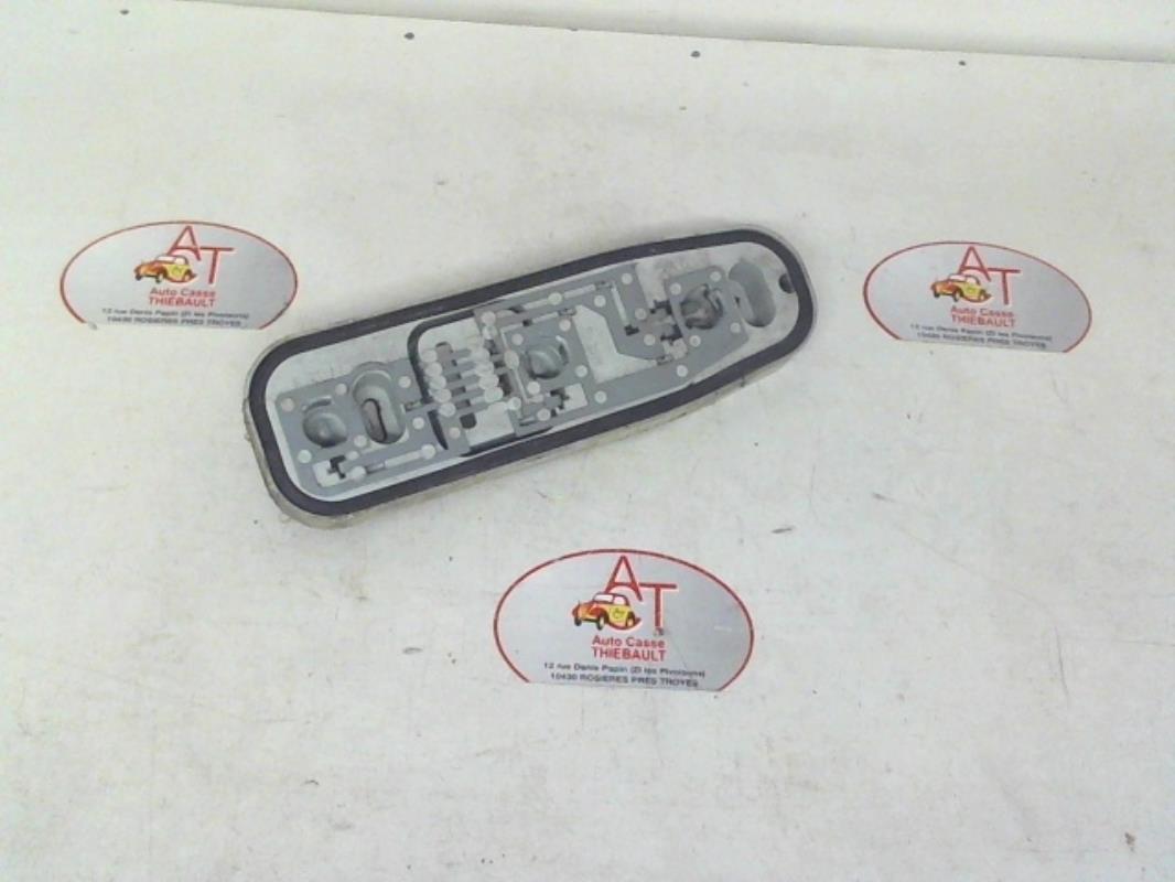 Base portalampade fanale posteriore destro RENAULT TWINGO 1 PHASE 3 Gasolina - 1