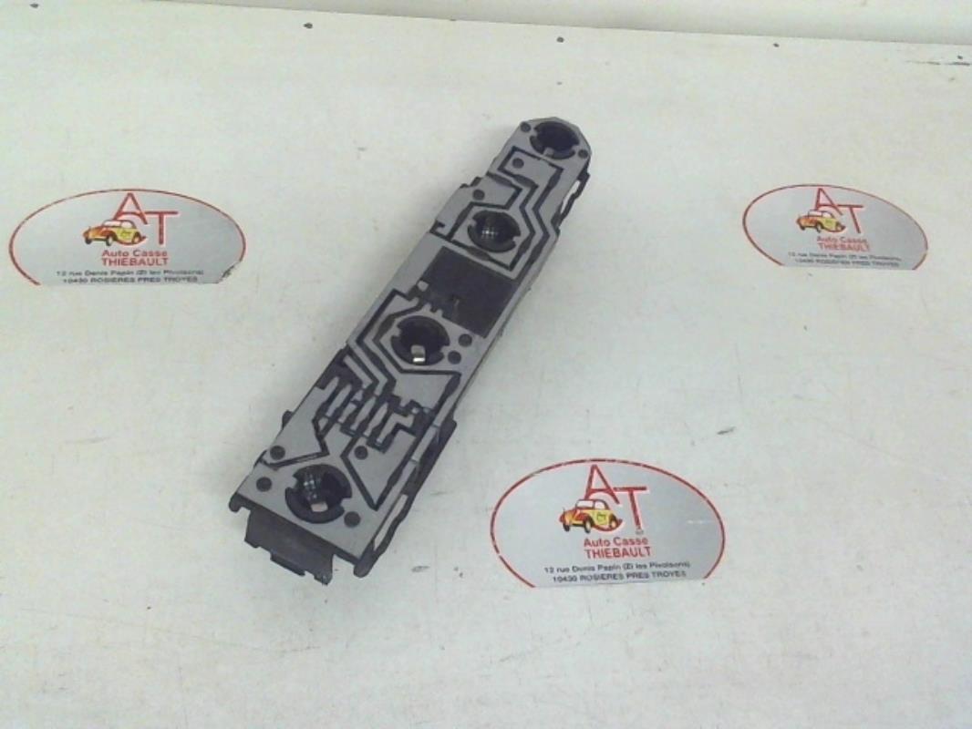 Base portalampade fanale posteriore sinistro CITROEN AX PHASE 2  - 1