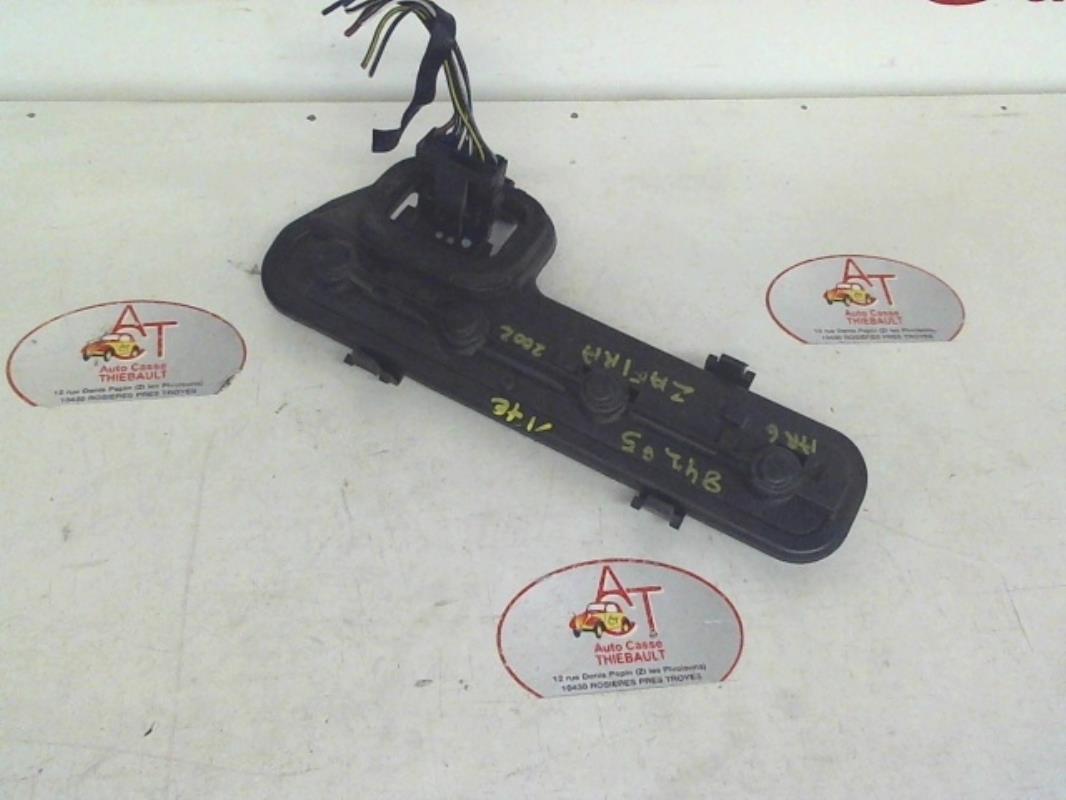 Base portalampade fanale posteriore sinistro OPEL ZAFIRA A PHASE 1 Diésel - 1