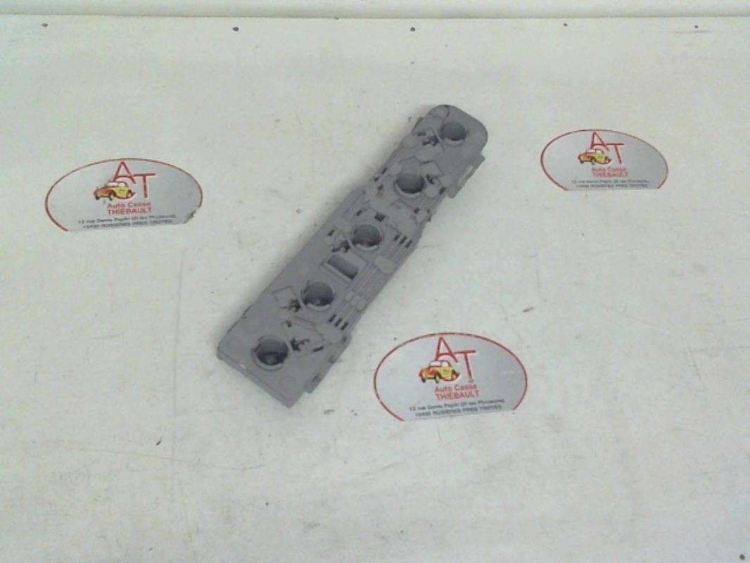 Base portalampade fanale posteriore sinistro OPEL CORSA A  - 1