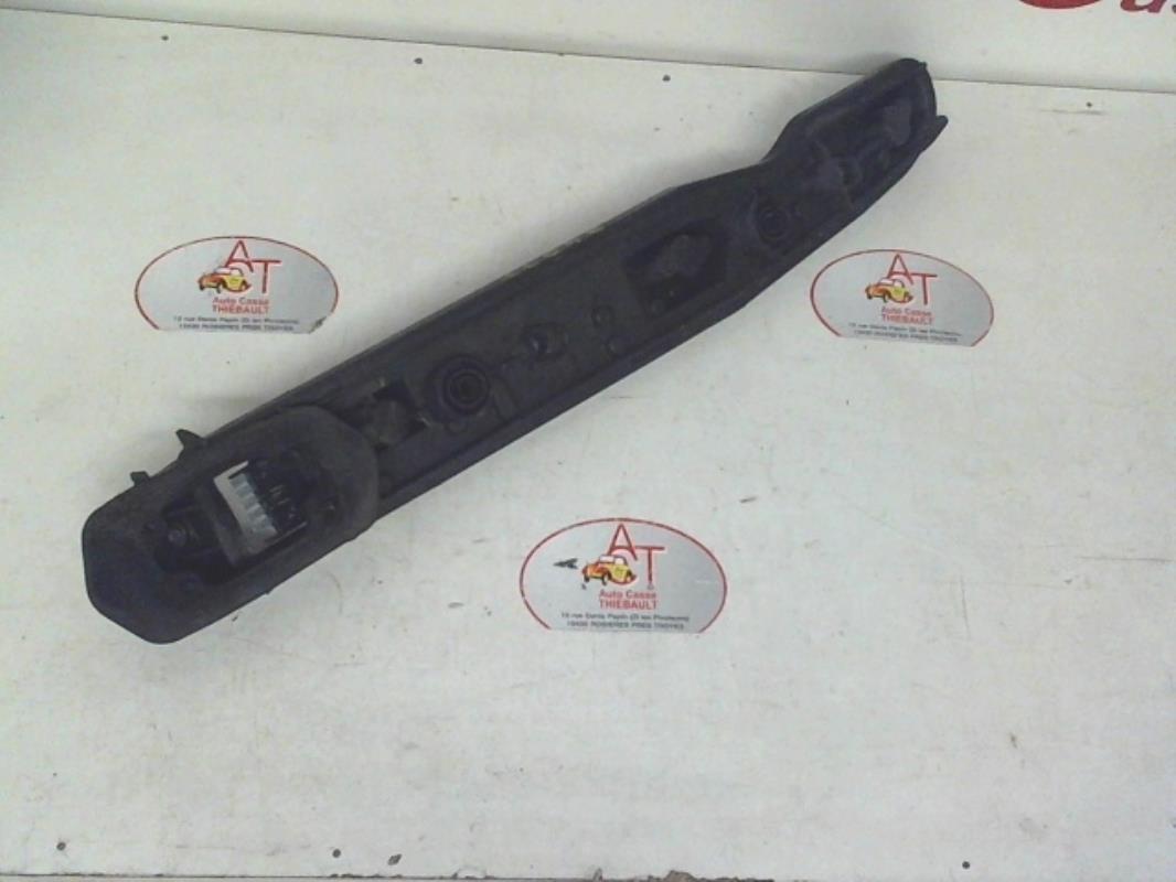 Base portalampade fanale posteriore sinistro OPEL CORSA C PHASE 2 Diésel - 1