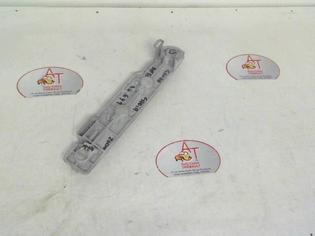 Base portalampade fanale posteriore destro SKODA FABIA 1 PHASE 1 Diésel - 1
