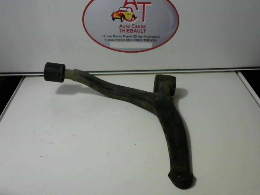 Triangle avant droit PEUGEOT 607 PHASE 1  - 1