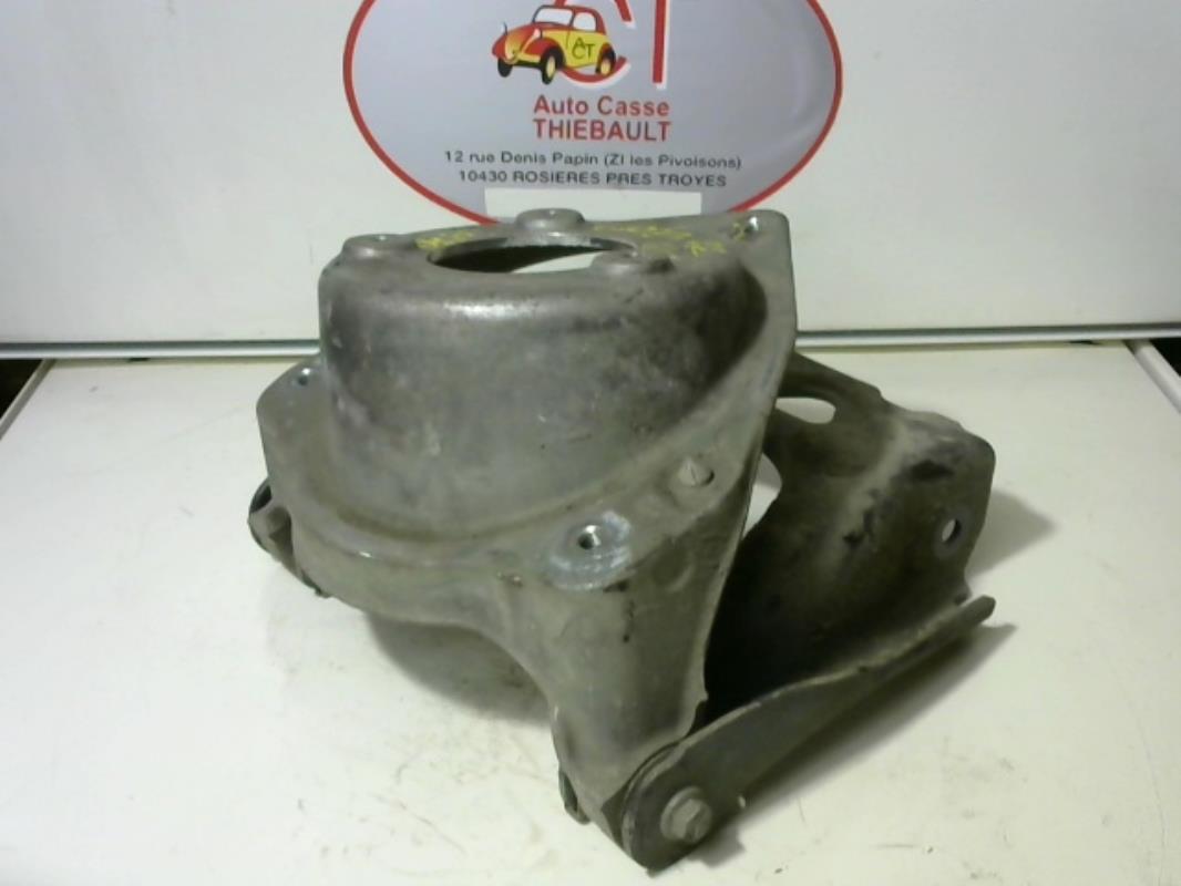 Braccio sospensione superiore anteriore sinistro PEUGEOT 407 PHASE 2 Diésel - 1