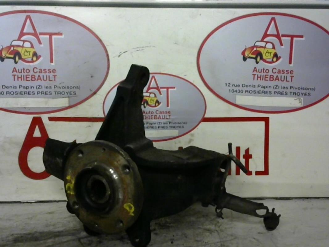 Fusee avant droit CITROEN BX  - 1