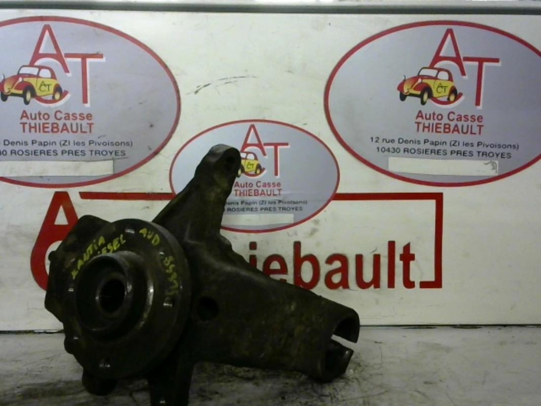 Fusee avant droit CITROEN XANTIA PHASE 1  - 1