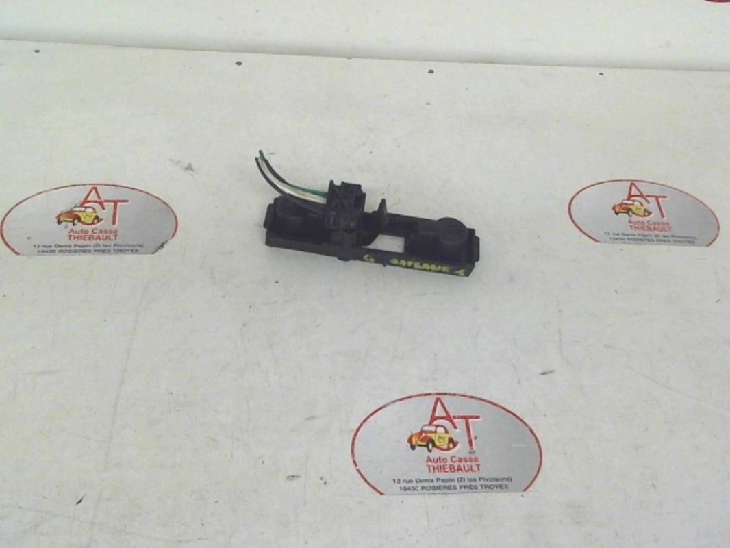 Base portalampade fanale posteriore sinistro RENAULT SAFRANE PHASE 1 Gasolina - 1