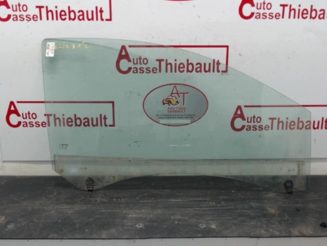 Vitre avant droit RENAULT CLIO 3 PHASE 1  - 1
