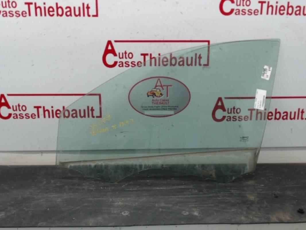 Vitre avant gauche RENAULT MEGANE 2 PHASE 1 Diesel - 1