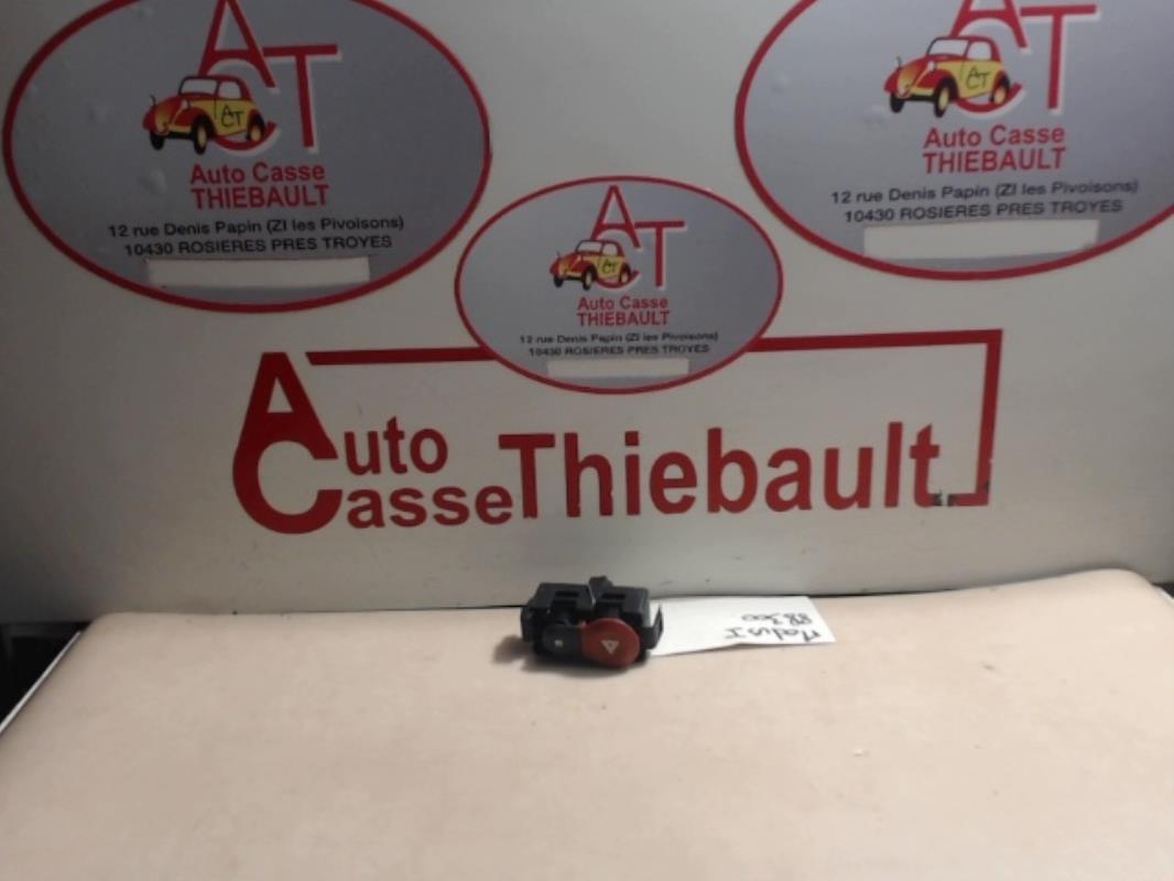 Bouton de warning RENAULT MODUS PHASE 1 Essence - 1