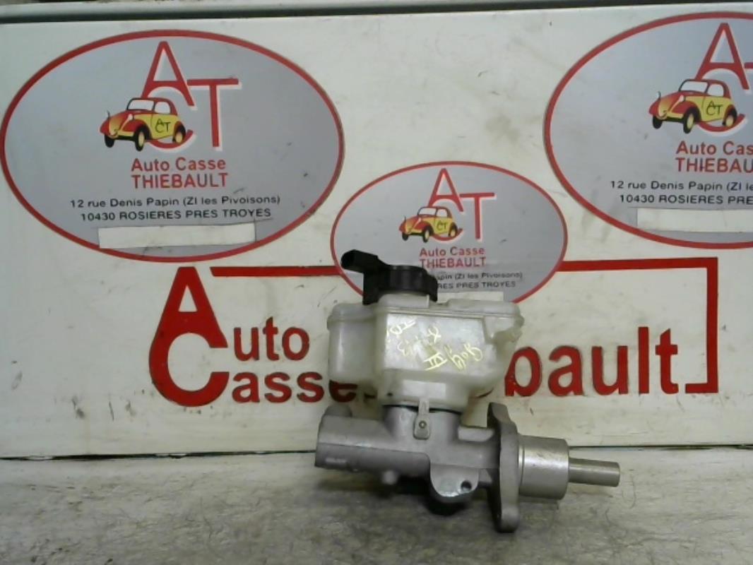 Cilindro maestro (freno) VOLKSWAGEN GOLF 6  - 1