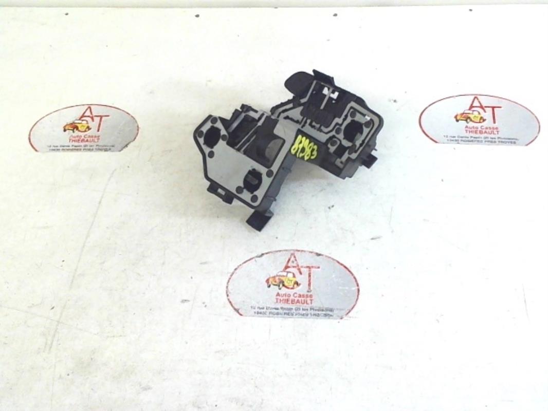 Base portalampade fanale posteriore sinistro PEUGEOT 206 PHASE 2 Diésel - 1