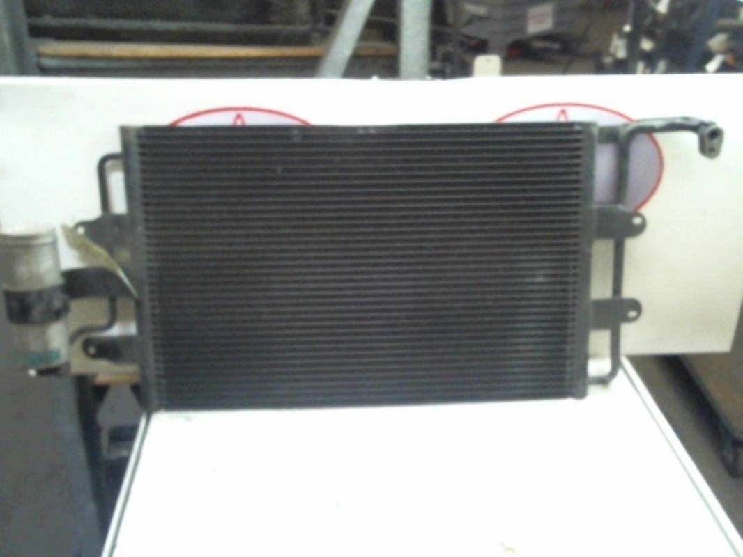 Condensatore clima VOLKSWAGEN NEW BEETLE 1 Gasolina - 1