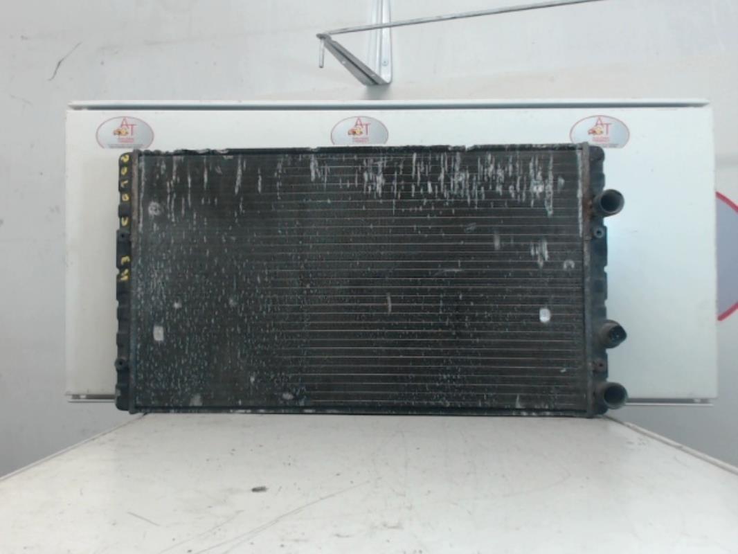 Radiatore acqua VOLKSWAGEN POLO 3 Gasolina - 1