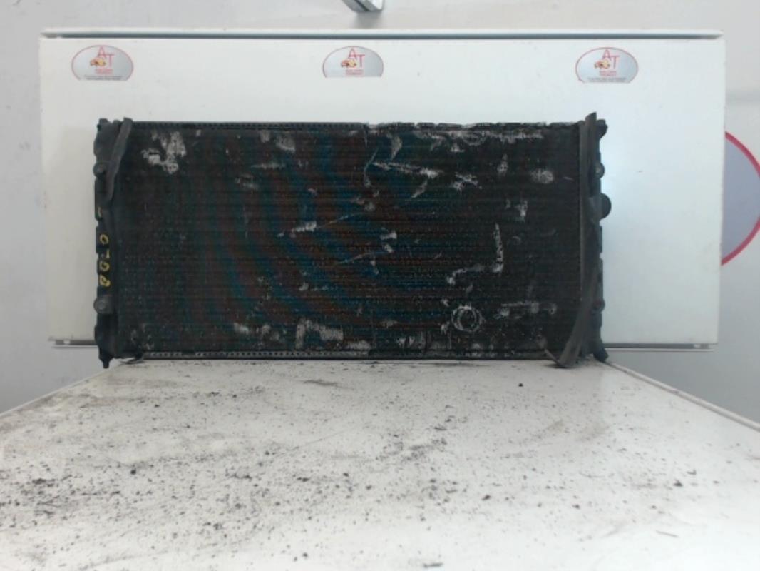 Radiatore acqua VOLKSWAGEN POLO 3 Gasolina - 1