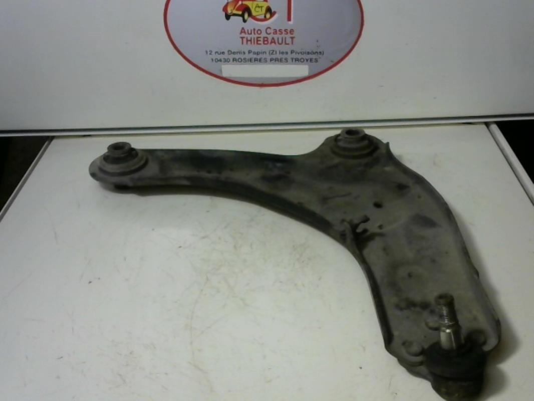 Triangolo inferiore anteriore destro RENAULT VEL SATIS PHASE 1 Diésel - 1