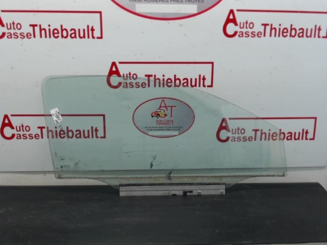 Vitre avant droit OPEL CORSA A  - 1