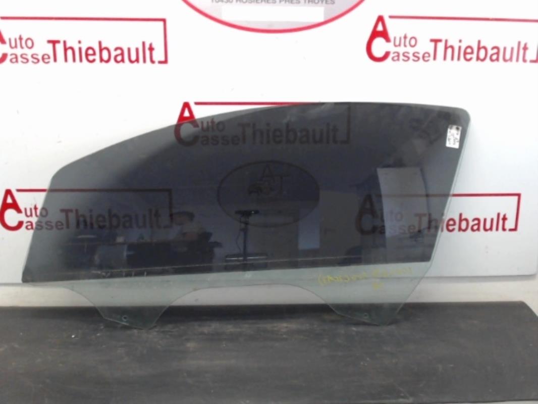 Vitre avant gauche OPEL CORSA D  - 1