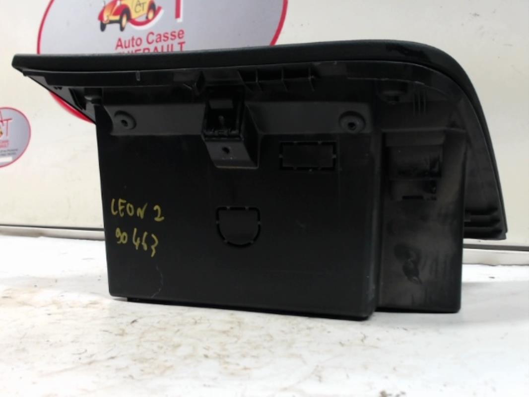 Boite a gants SEAT LEON 2 PHASE 1 Diesel - 1