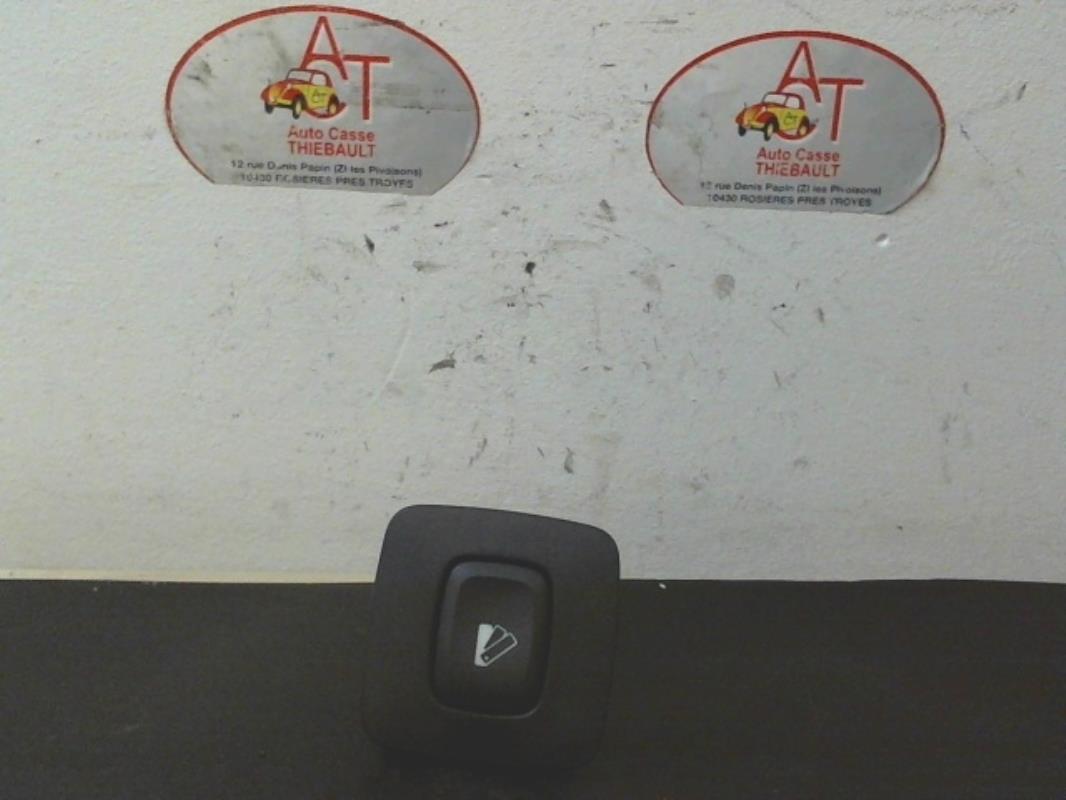 Bouton/Interrupteur RENAULT SCENIC 3 PHASE 1  - 1