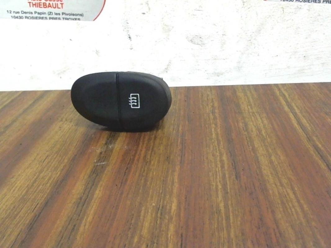 Bouton/Interrupteur RENAULT MEGANE 1 PHASE 1  - 1