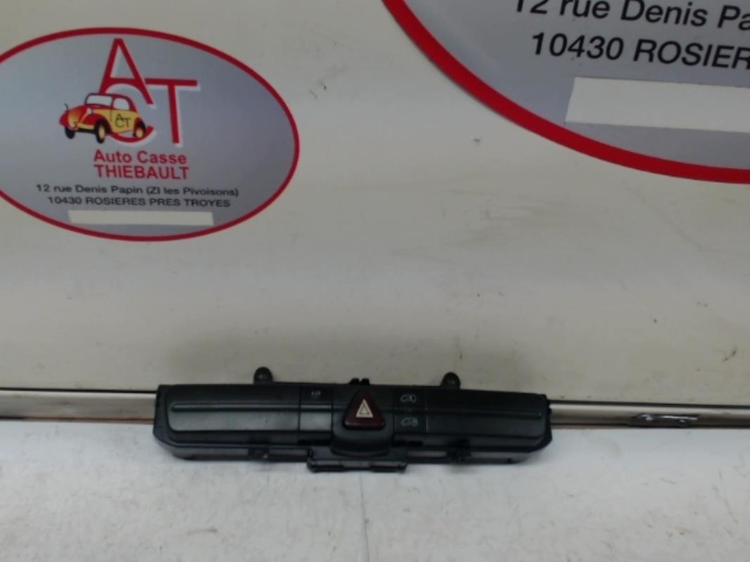 Bouton de warning MERCEDES SPRINTER 1 Diesel - 1