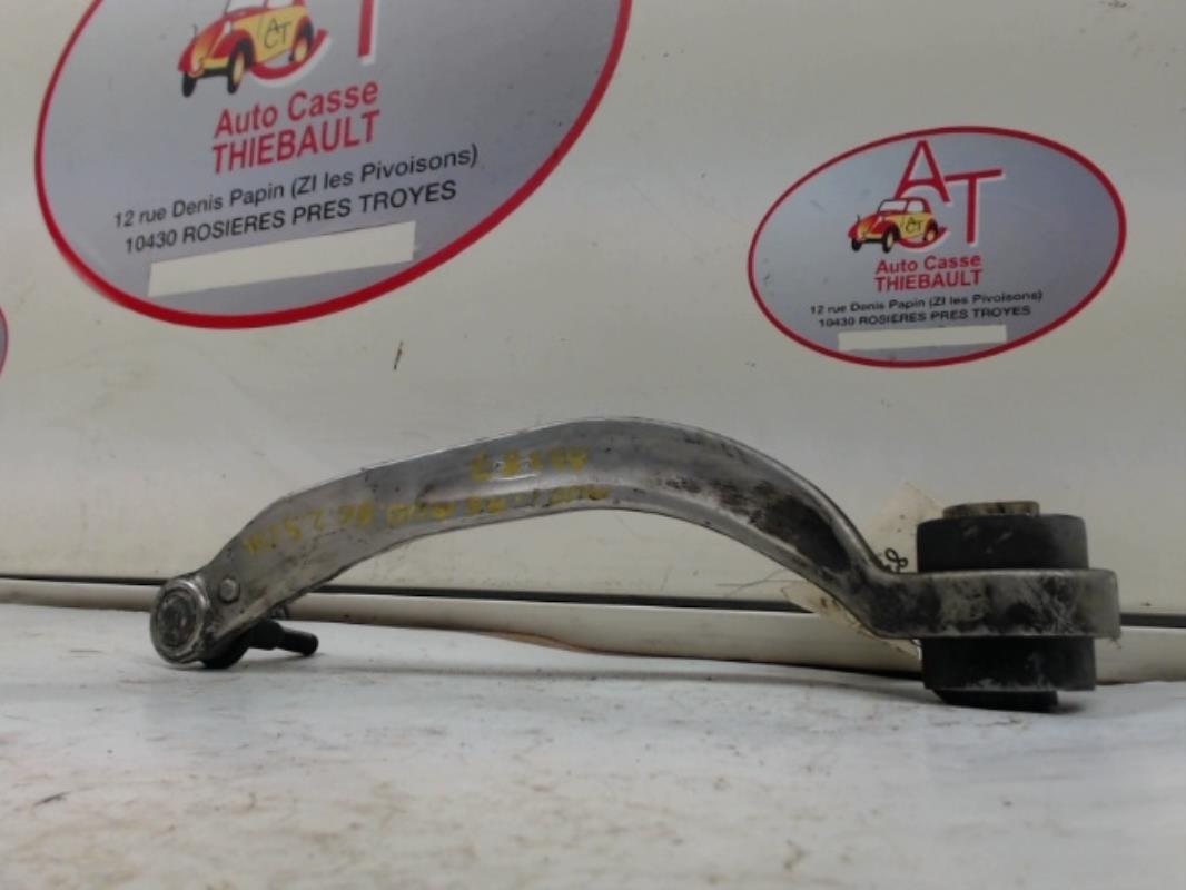 Braccio sospensione anteriore destro superiore AUDI A6 2 PHASE 1 Diésel - 1