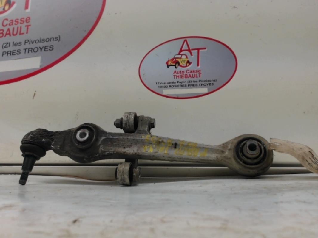 Braccio sospensione anteriore destro superiore VOLKSWAGEN PASSAT 4 PHASE 2 Diésel - 1