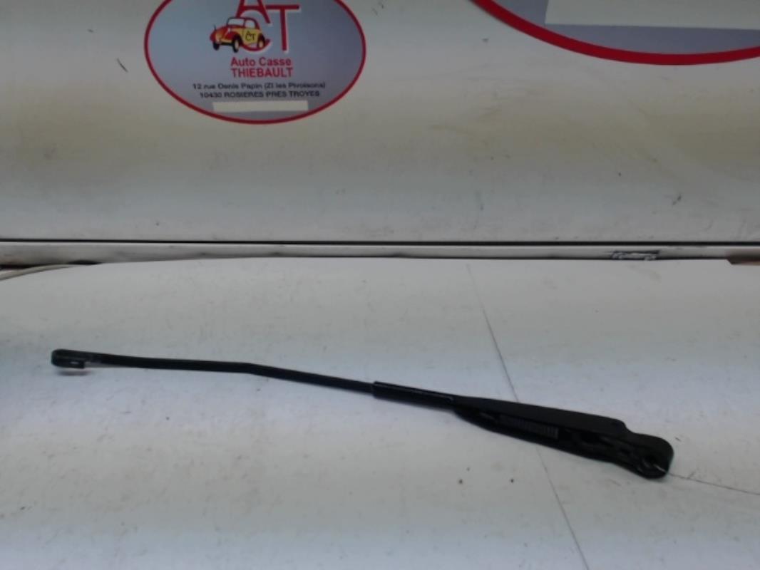 Braccio tergicristallo anteriore CITROEN AX  - 1