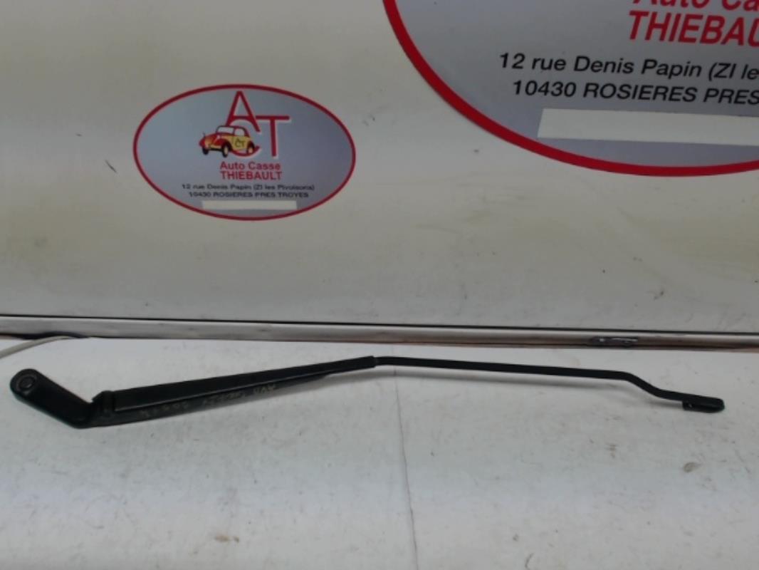Braccio tergicristallo anteriore destro VOLKSWAGEN GOLF 4 Diésel - 1