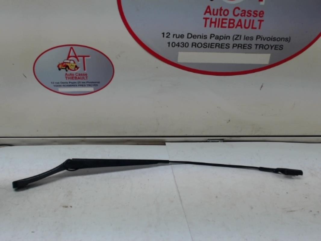 Braccio tergicristallo anteriore destro VOLKSWAGEN GOLF 5 Diésel - 1