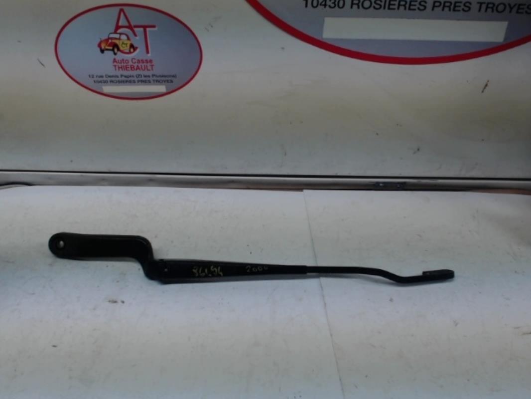 Braccio tergicristallo anteriore sinistro VOLKSWAGEN POLO 3 PHASE 2 Gasolina - 1