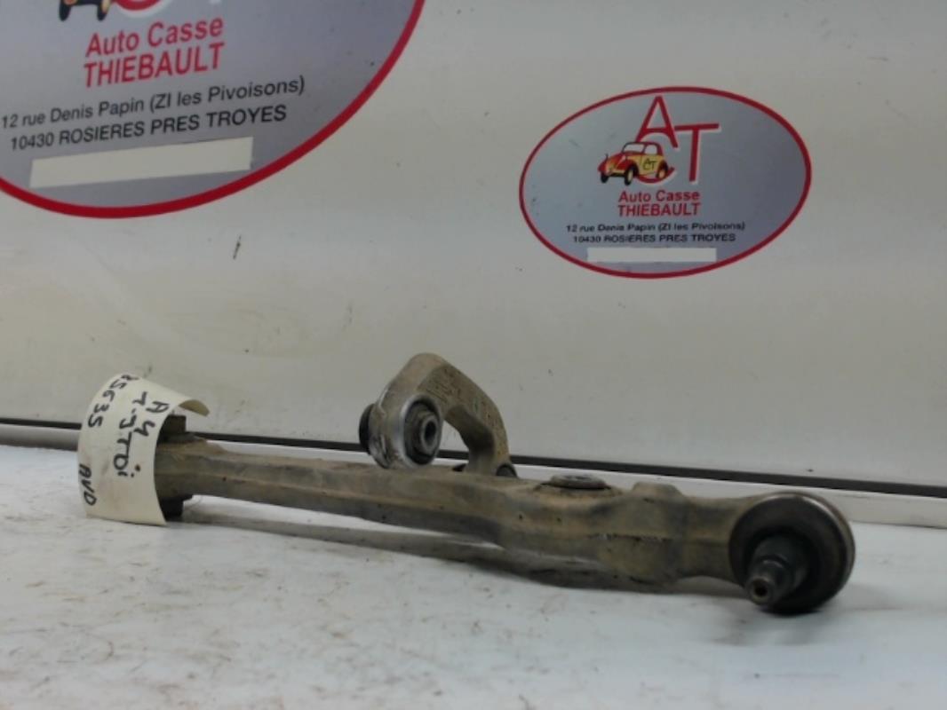 Braccio sospensione inferiore anteriore destro AUDI A4 2 PHASE 1 Diésel - 1