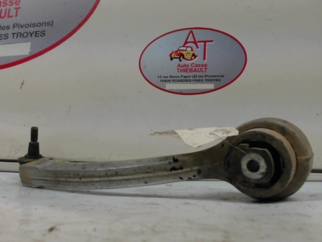 Braccio sospensione inferiore anteriore destro AUDI A4 2 PHASE 1 Diésel - 1