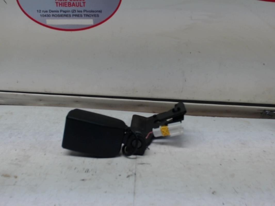 Aggancio cintura sicurezza posteriore sinistro CITROEN C4 1 PHASE 2 Diésel - 1