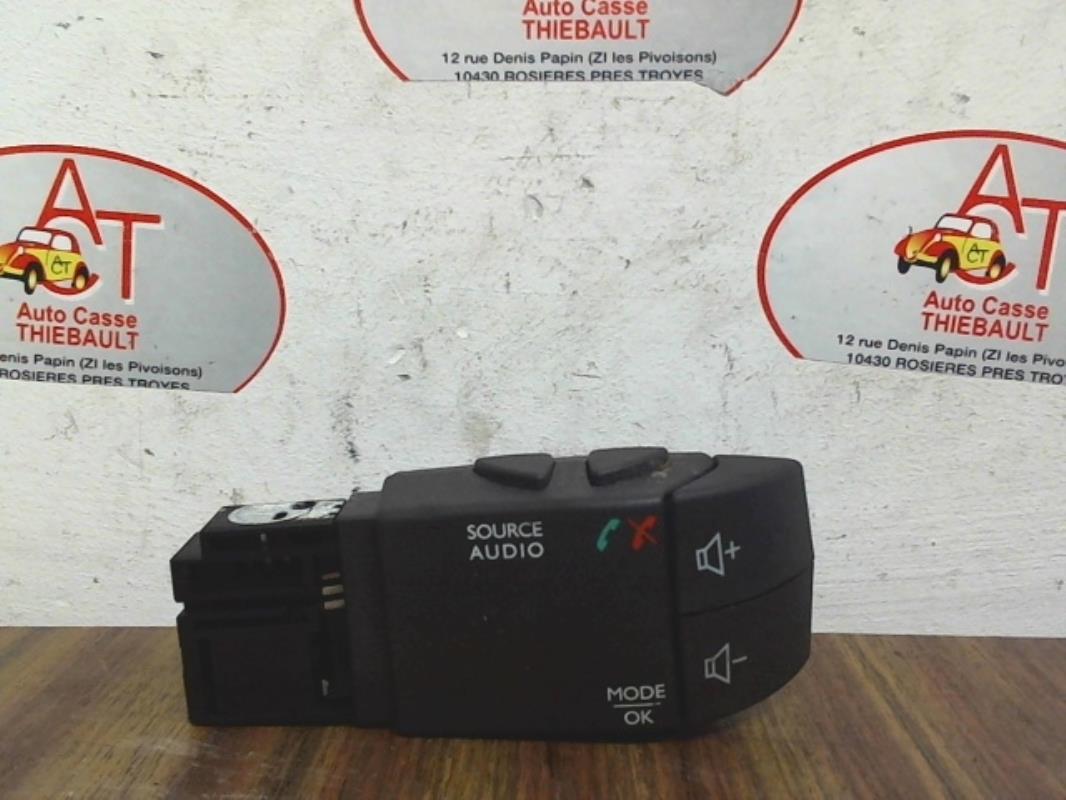 Commande autoradio RENAULT CLIO 4 PHASE 1 Diesel - 1