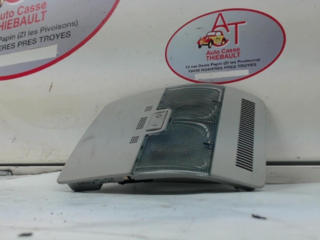 Eclairage de plafonnier AUDI A3 2 PHASE 2 Diesel - 1