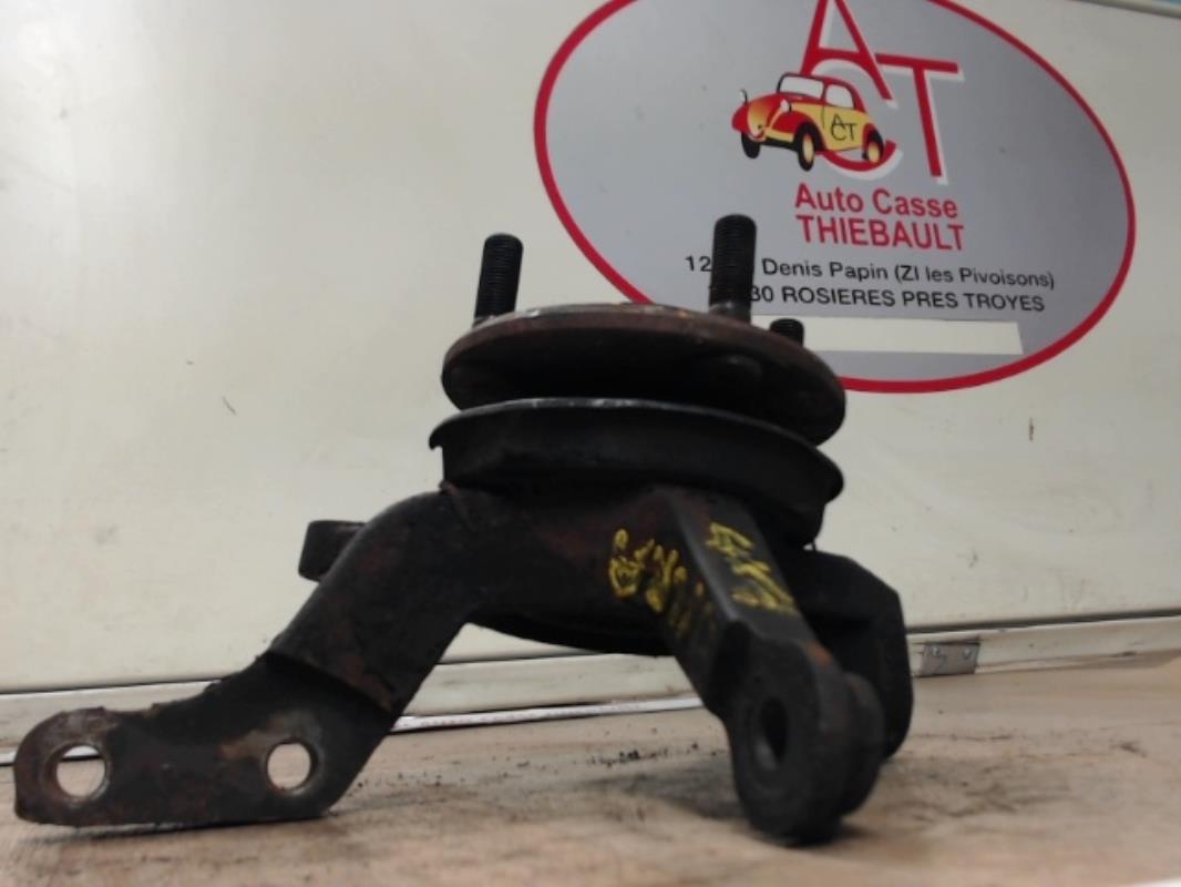 Fusee avant droit NISSAN MICRA 1  - 1