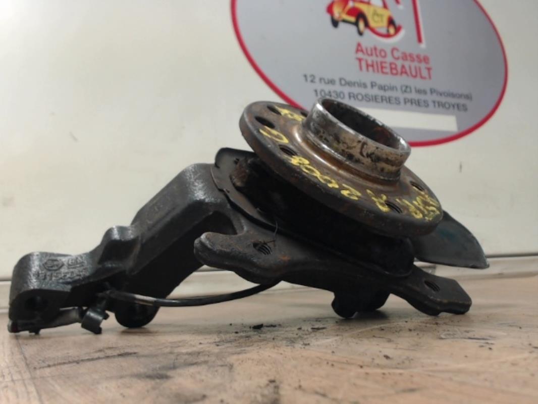 Fusee avant gauche OPEL ASTRA H  - 1