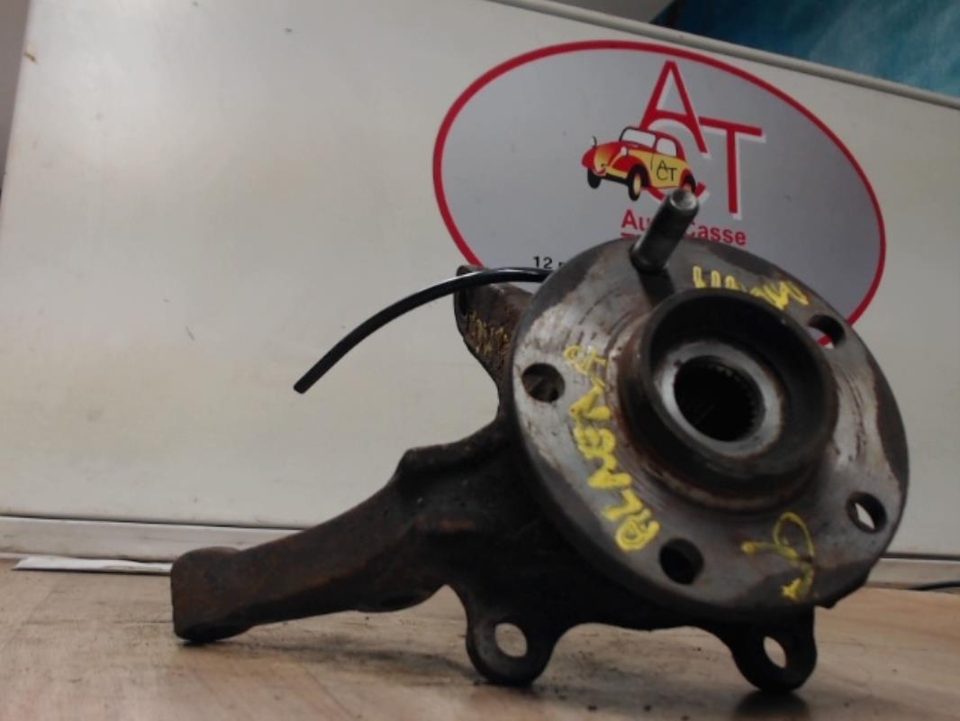 Fusee avant gauche NISSAN ALMERA 1  - 1