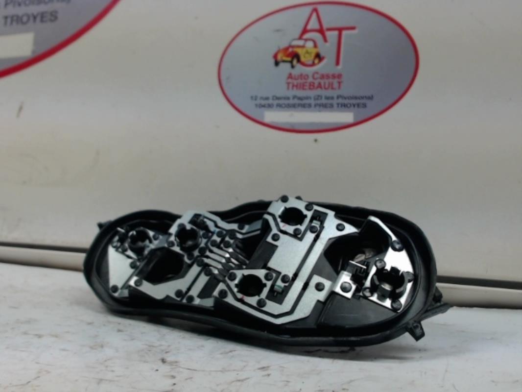 Base portalampade fanale posteriore destro OPEL CORSA D PHASE 2 Diésel - 1