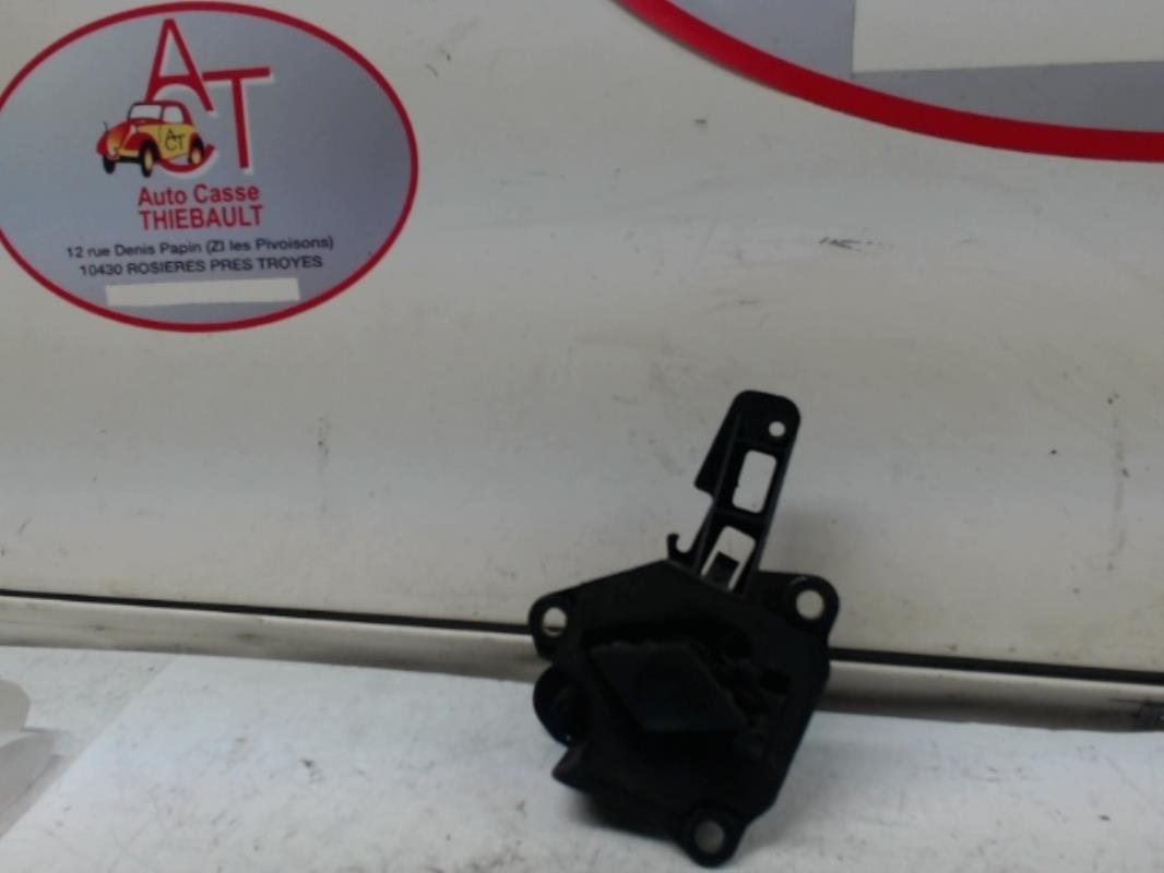 Bouton de coffre RENAULT CLIO 2  - 1