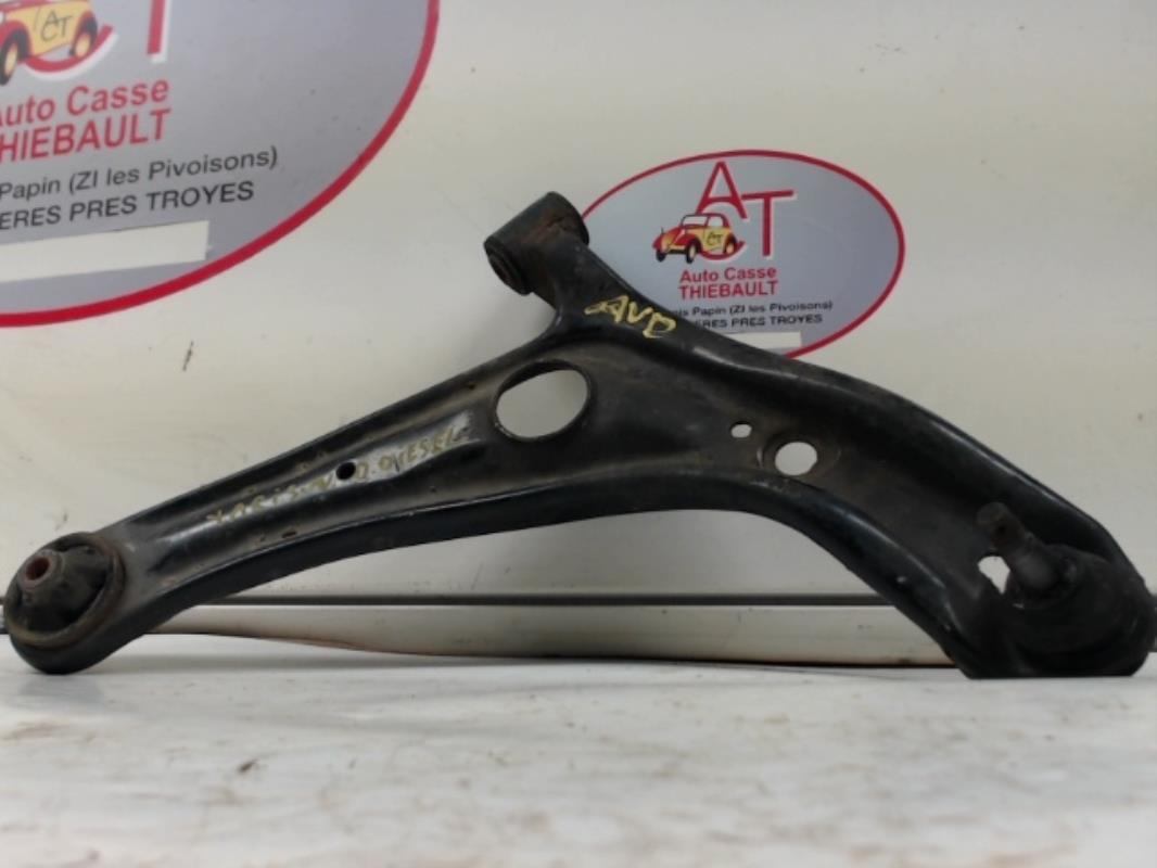 Triangle avant droit TOYOTA YARIS 1 PHASE 1 Diesel - 1